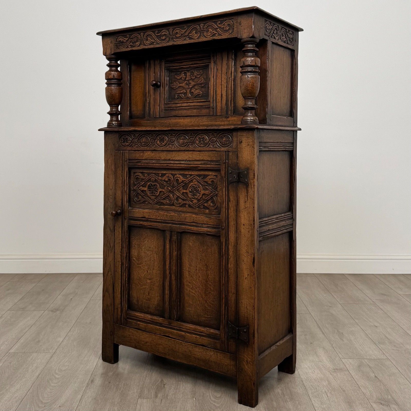 Antique 20th Century Narrow Court Cupboard In Oak ( Af 5856 ) photo for sale