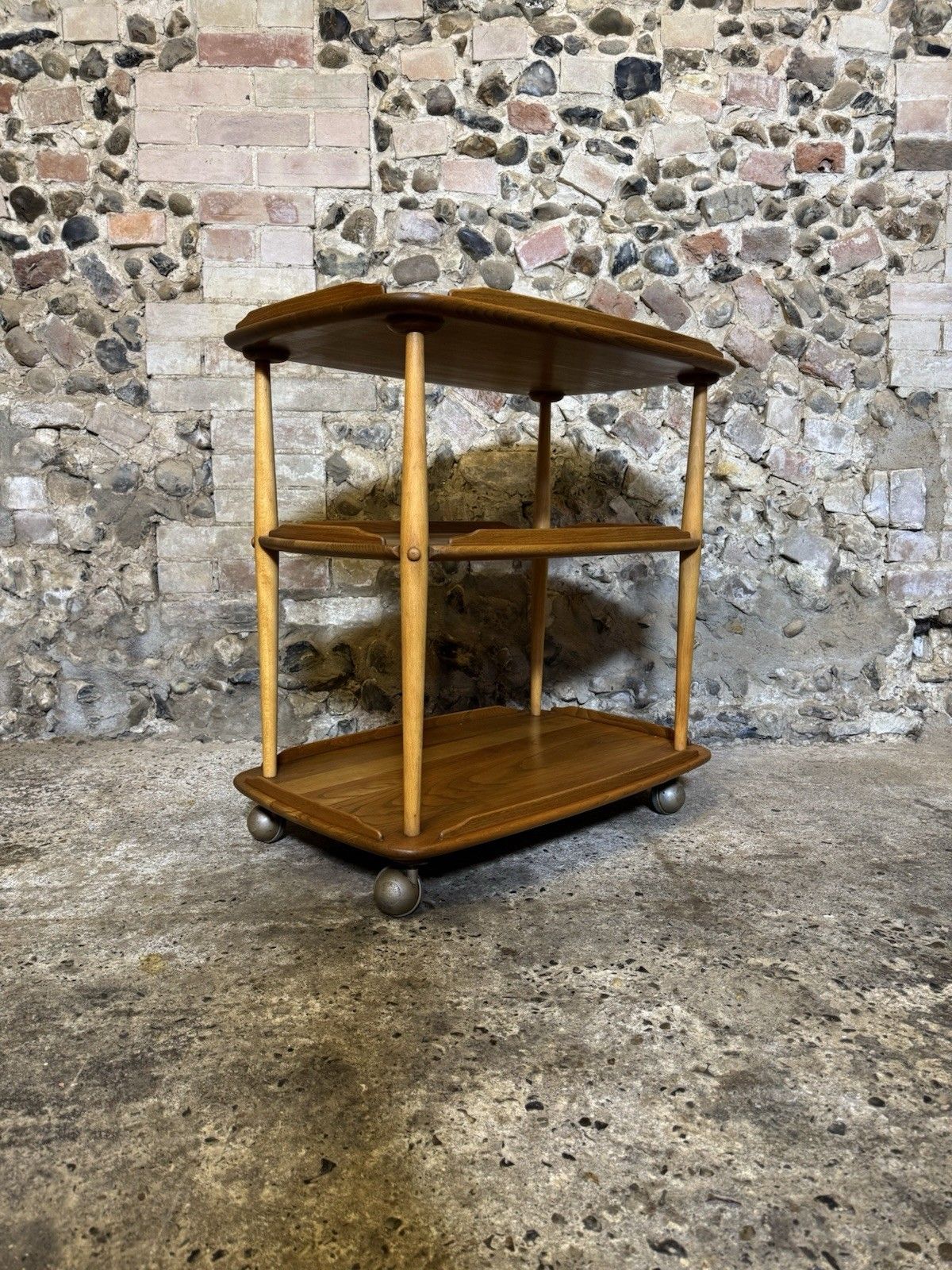 photo vinterior 🚛 Vintage Blonde Ercol Drinks Trolly / Cart Mid Century Modern / Retro