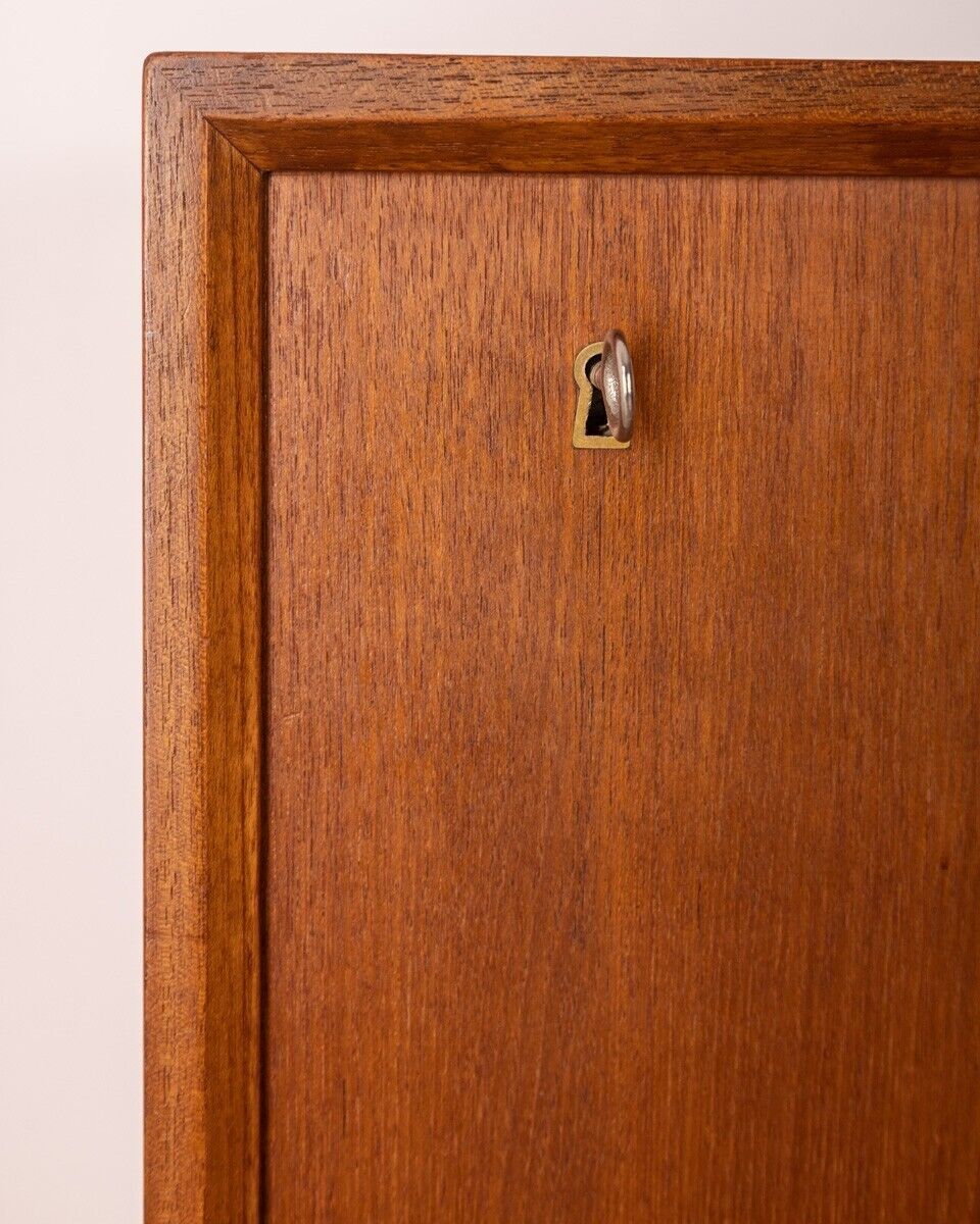 photo furniture 1970s Vintage Teak Wood Sideboard Danish