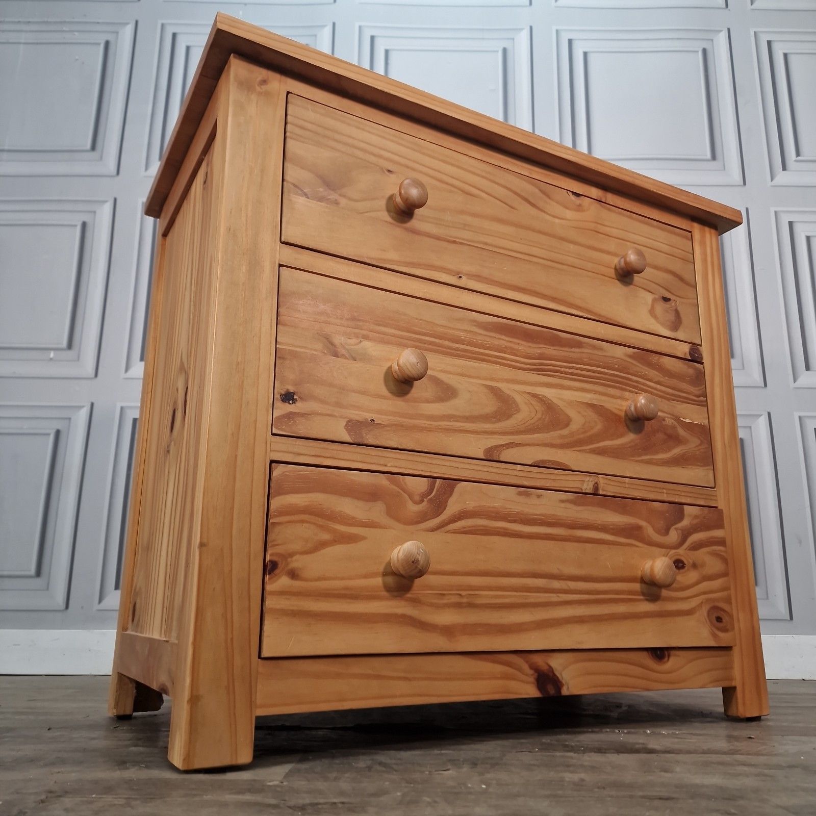 Vintage Chest Of Drawers Solid Pine Three Drawer Bedroom Storage Cabinet Commode photo furniture
