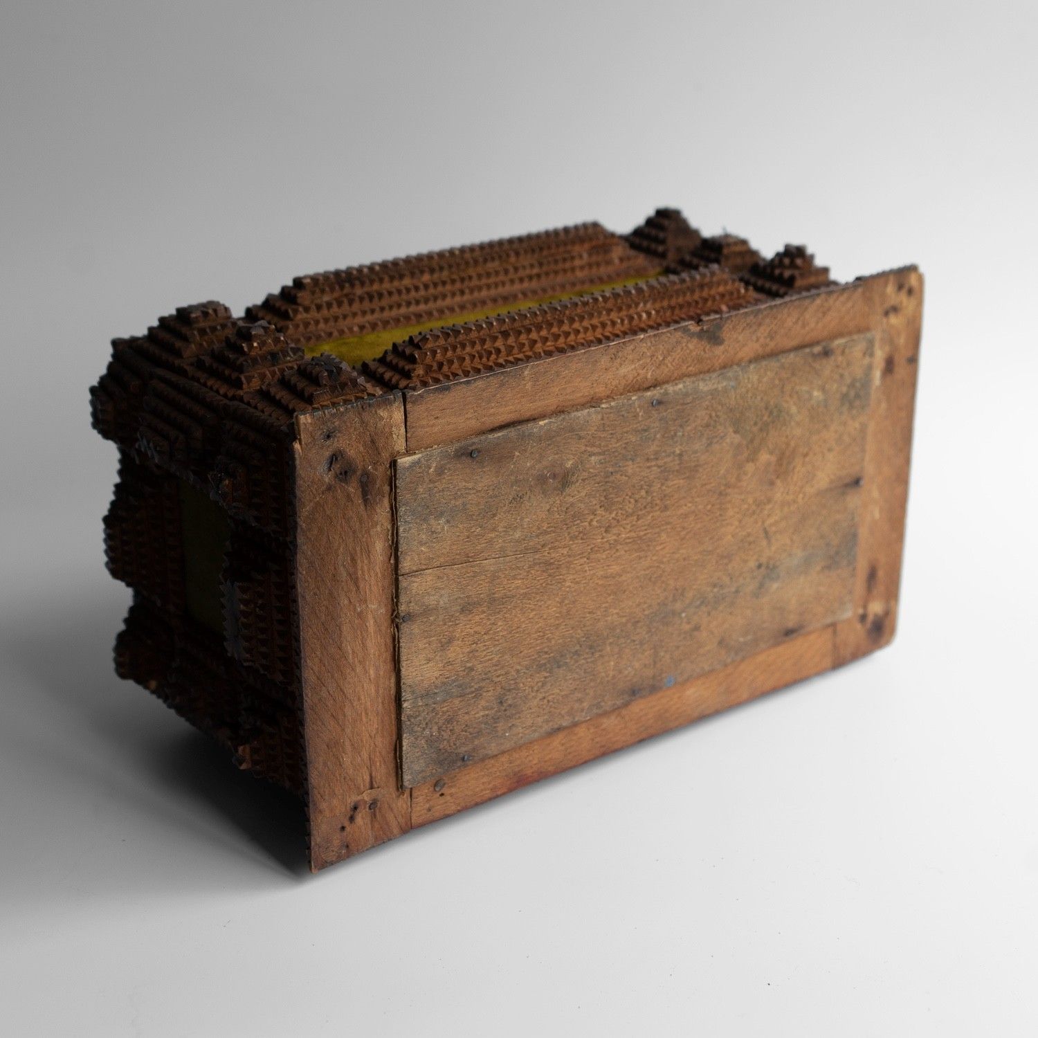 390.0 Antique Tramp Art Carved Wooden Box, Folk Art Jewellery Casket, Late 19th C. photo