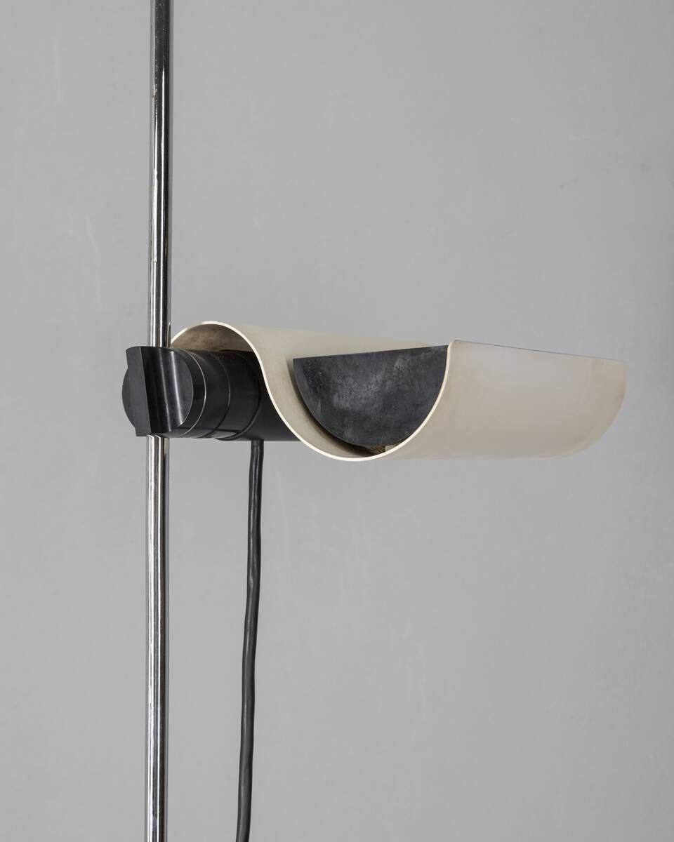 Vintage 1970s Floor Lamp Mod. Dim 333 Design Vico Magistretti For Oluce photo for sale