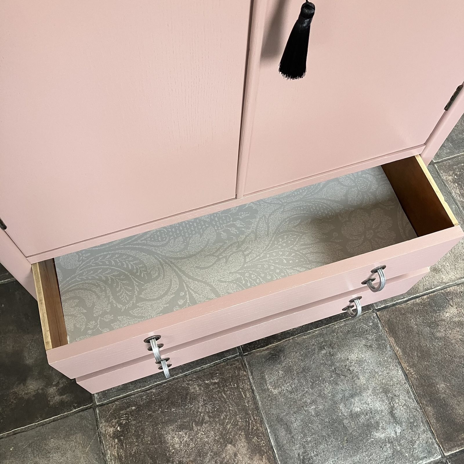 photo for sale Stunning Painted 1940's Lockable Oak Linen Cupboard / Tall Boy; Farrow And Ball Sulking Room Pink, Carved Doors