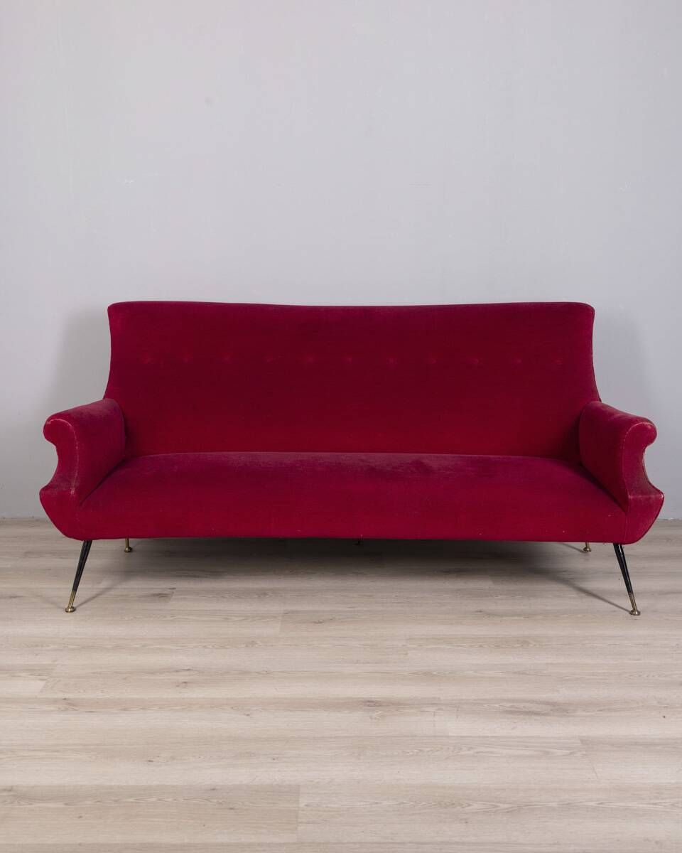photo vinterior 1950s Vintage Red Velvet Sofa, Italian Design