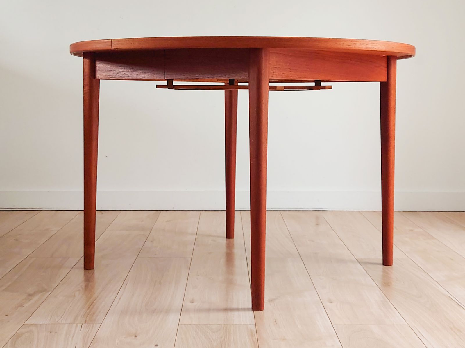 Mid Century Round Teak Dining Table By Nils Jonsson For Hugo Troeds, Sweden photo vinterior
