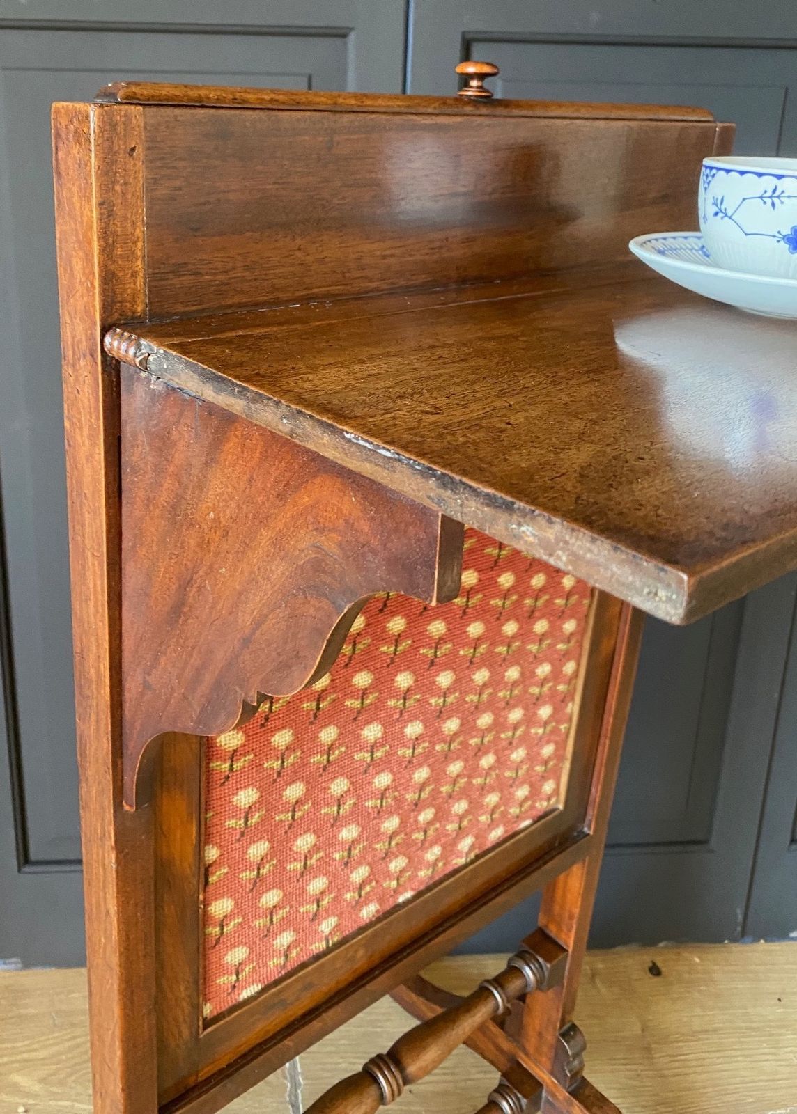 Regency Mahogany Fire Screen photo for sale