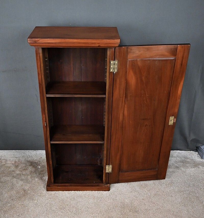 Mahogany Bibus – 1900s photo for sale