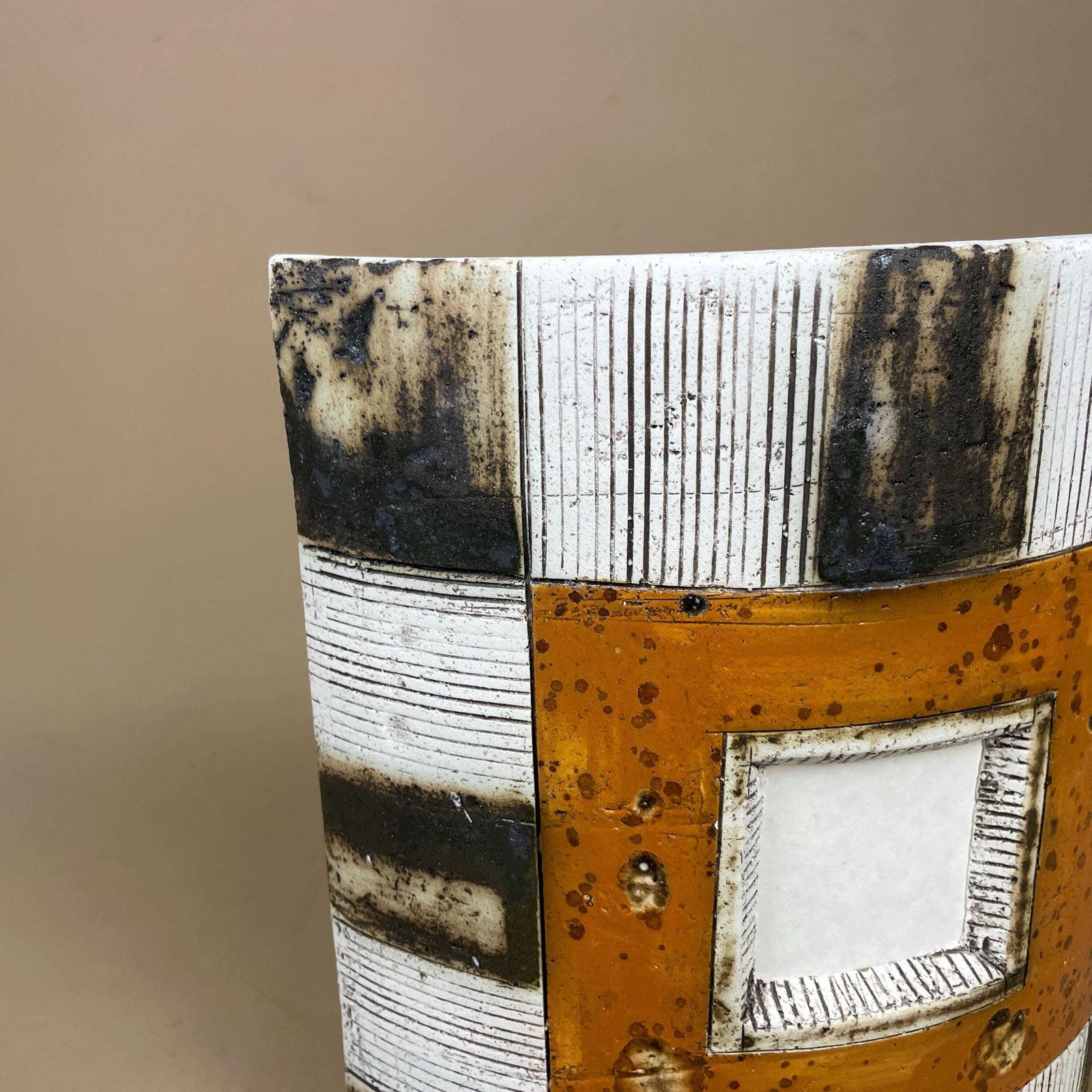 Handmade Ceramic Wall Light African Brutalist Studio Pottery Sconce White Black Mustard Geometric Wall Accent Decor photo vinterior