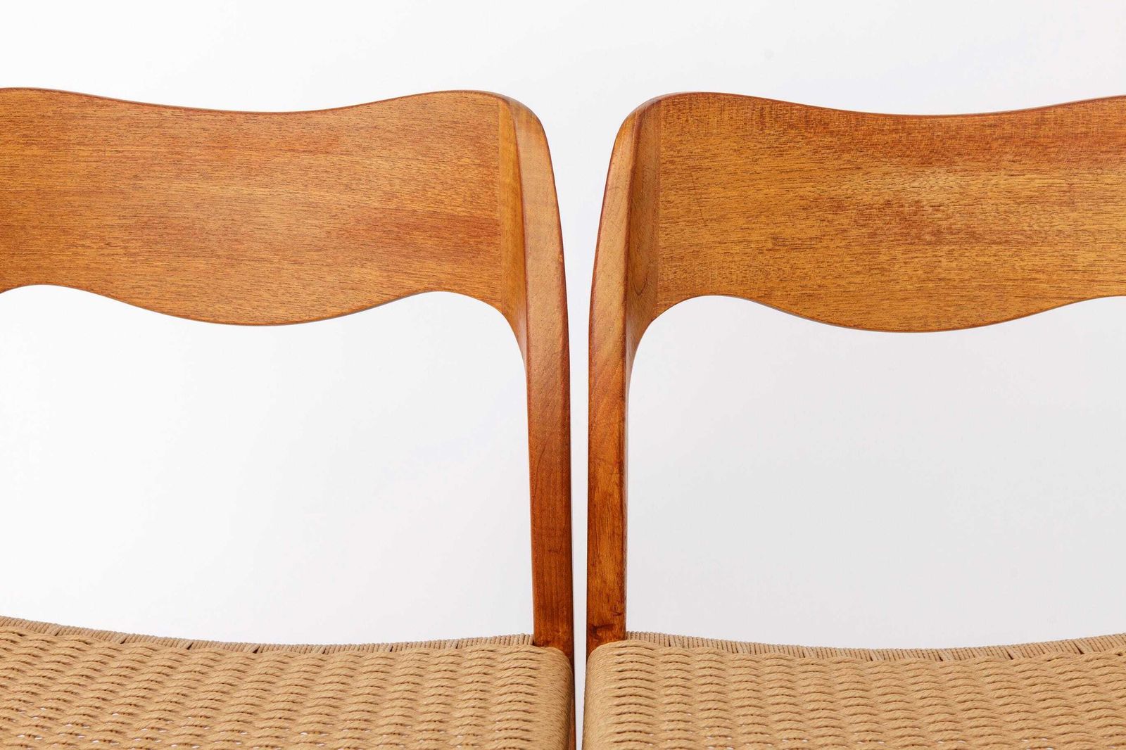 photo vintage Set Of 6 Niels Otto Møller Model 71 Dining Chairs, 1960s, Danish Mid Century Teak Chairs With Danish Cord Seats, Scandinavian Design