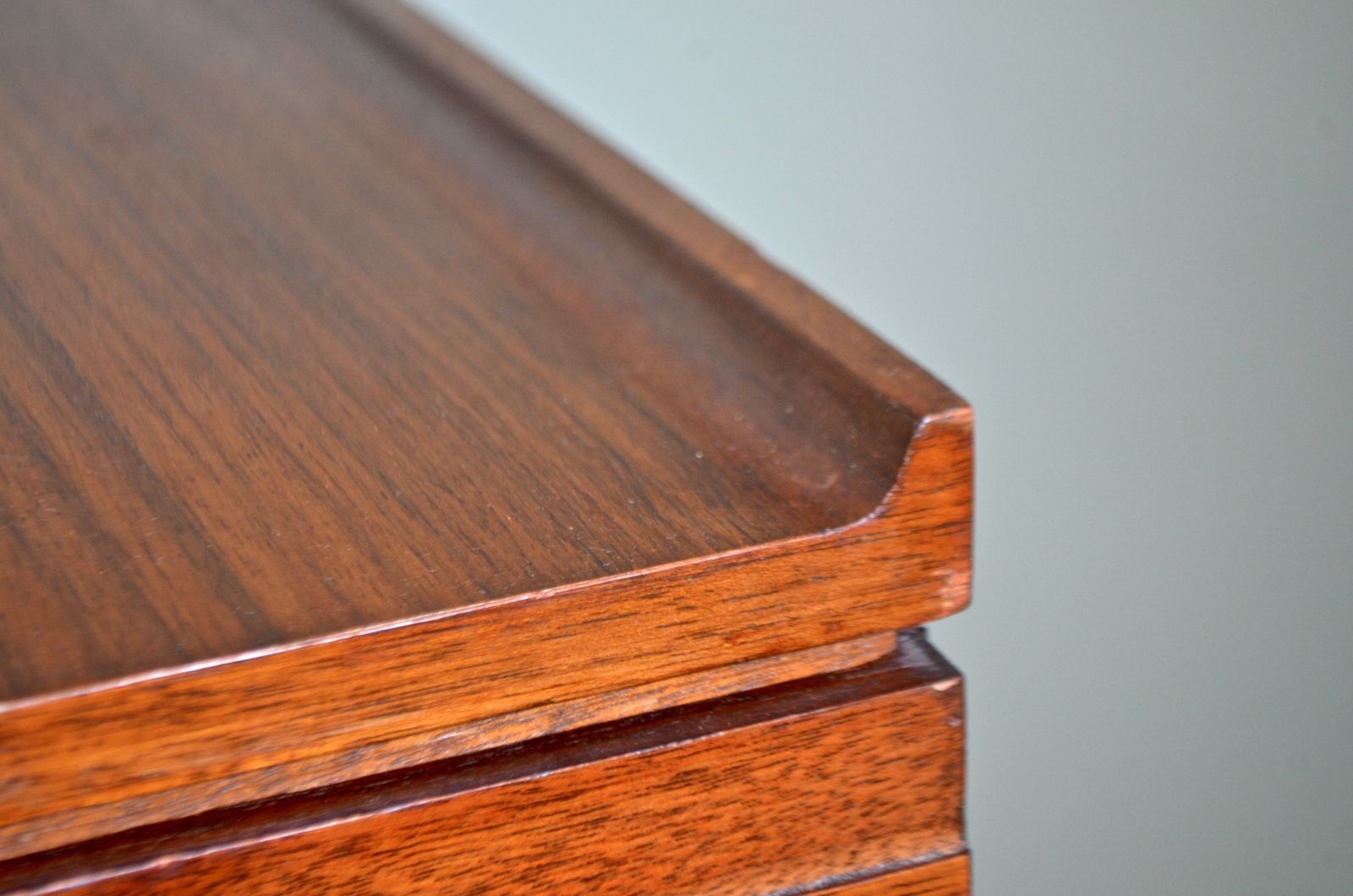 Midcentury 'Meredew' Teak Sideboard / Dresser. Stylish Vintage. Modern / Danish Style. photo Furniture