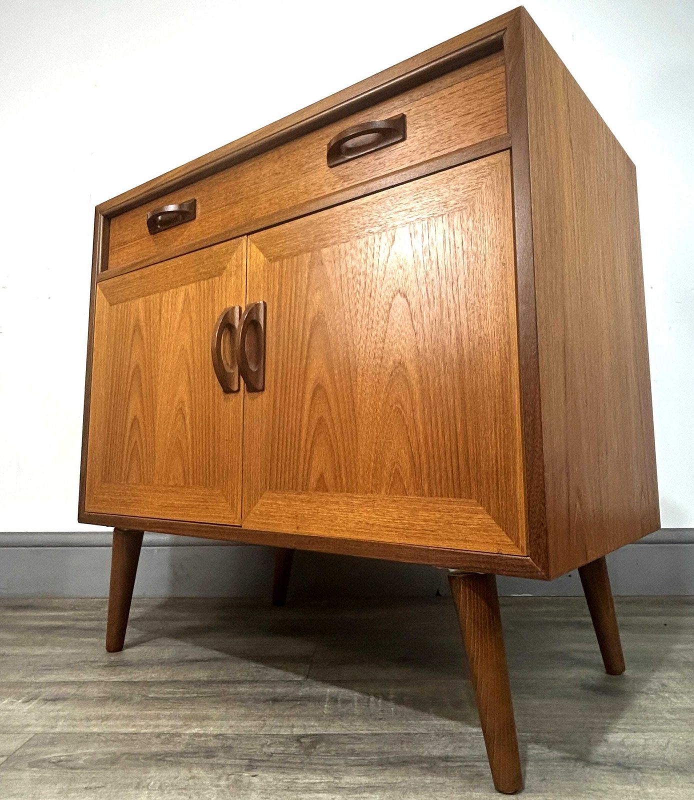Stylish Mid Century Teak Mini Sideboard/Media/Record Cabinet G Plan Sierra 60s photo furniture