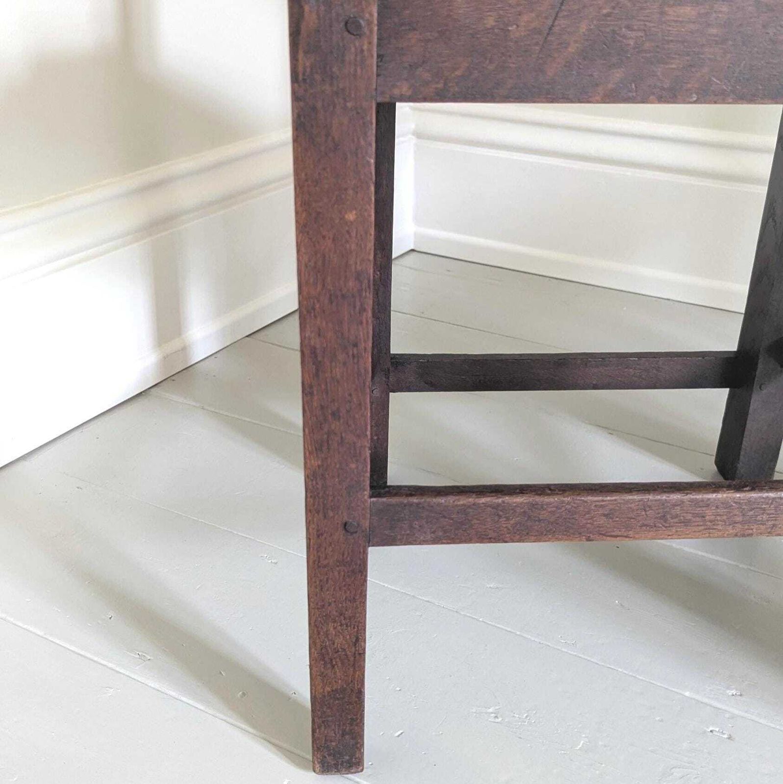 photo buy Antique Oak Georgian Country Side Chairs – Rustic Primitive C1800