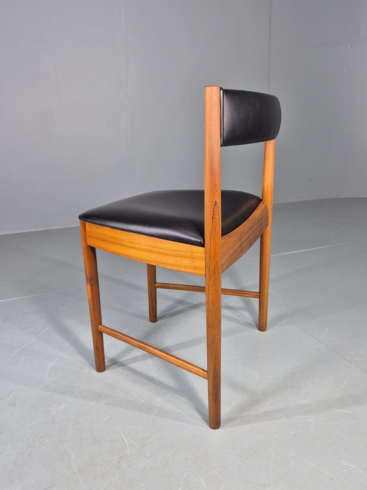 Vintage McIntosh Single Dining Chair Teak Vinyl Roundette Model Retro Eb12180 photo vintage