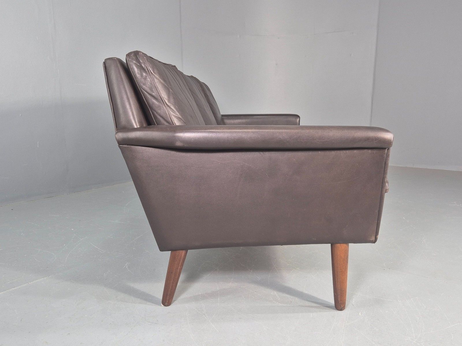 photo for sale Vintage Mid Century 3 Seater Danish Brown Leather Sofa Retro 1960s Eb12261