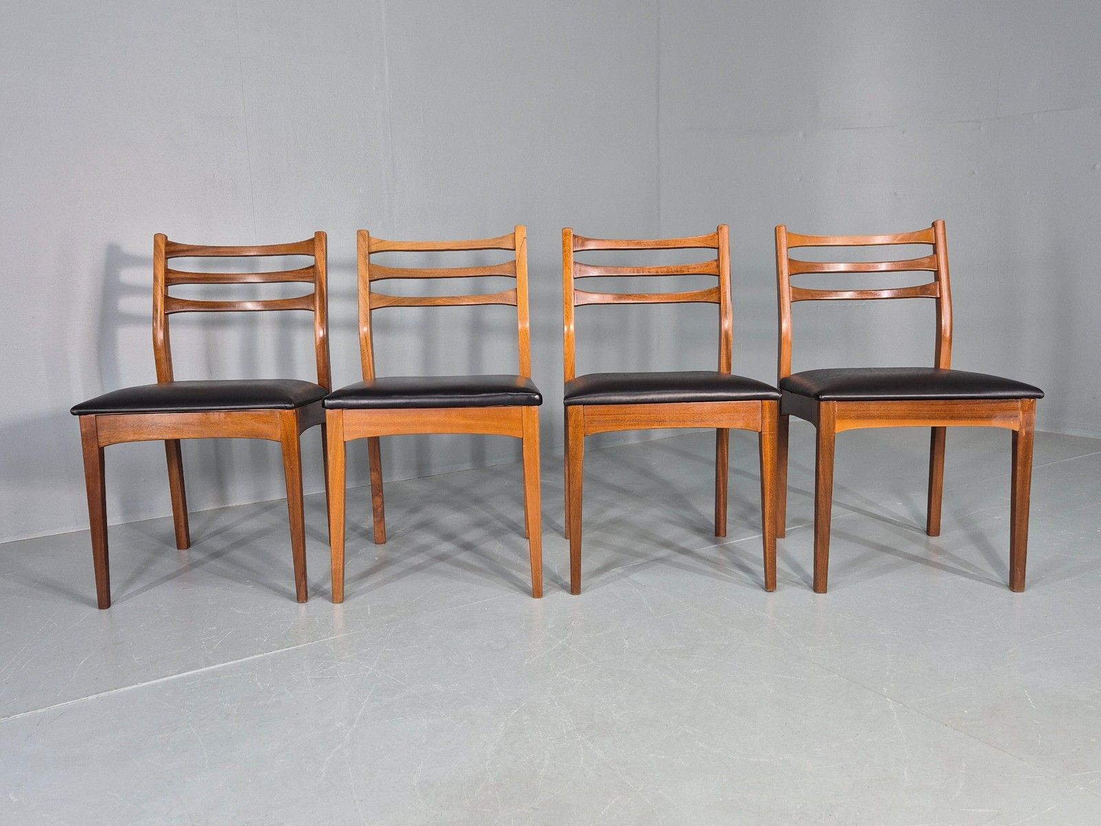 4 Vintage Teak Dining Chairs 1960s Mid Century Retro Black Vinyl Eb12189 photo Furniture