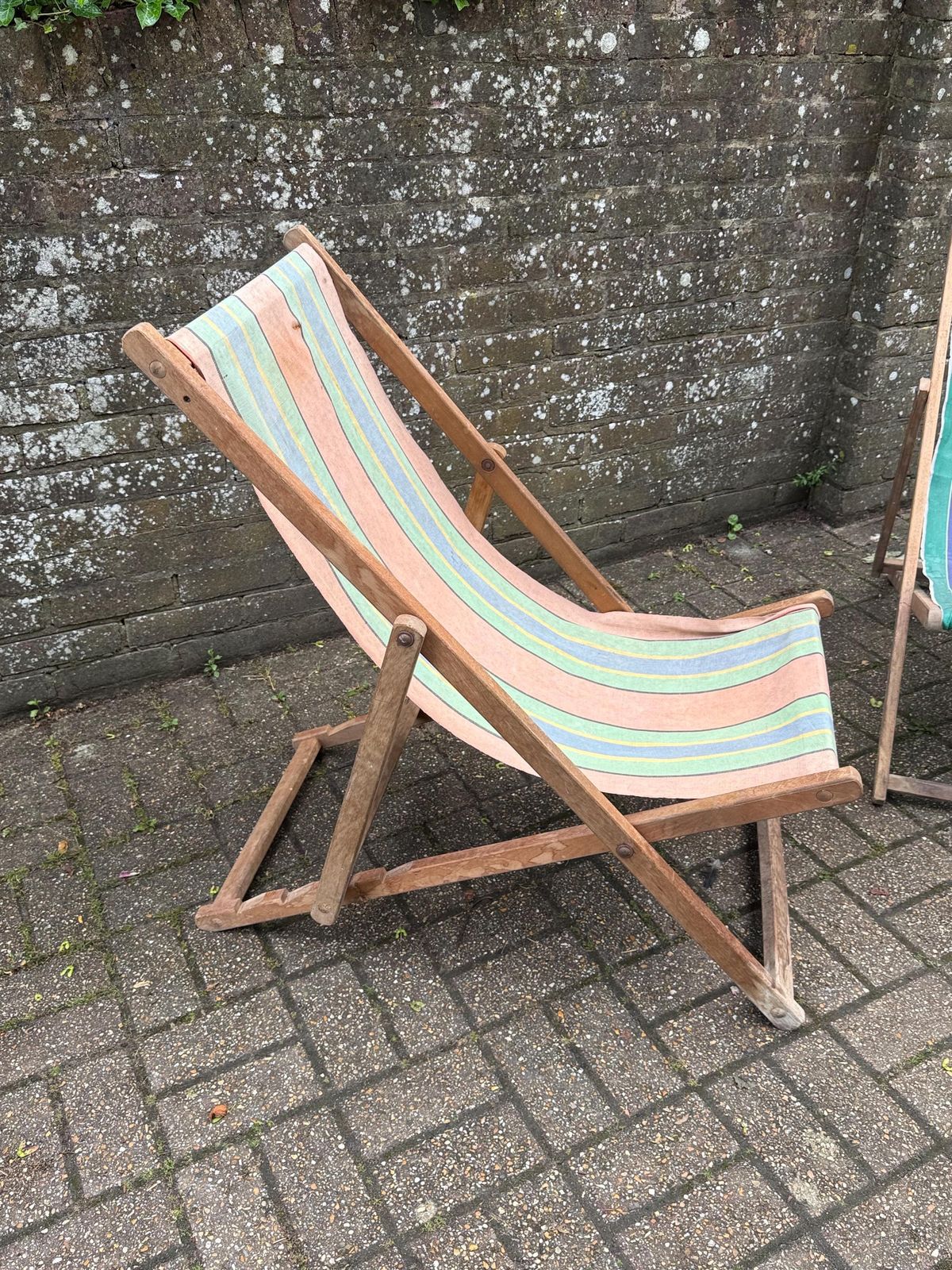 195.0 Pair Of Vintage British Wooden Deck Chairs Beach Chairs photo