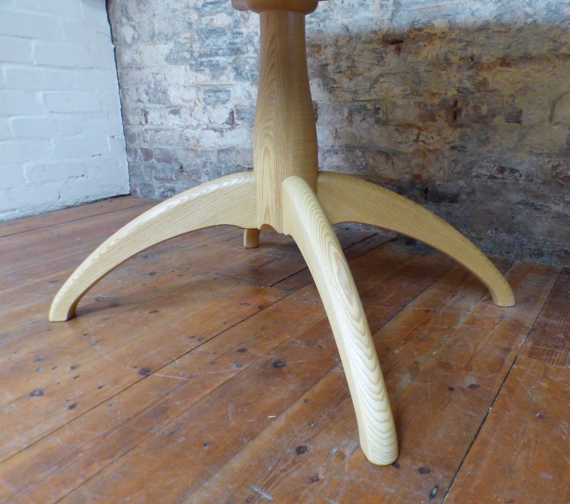photo buy Modern Ercol Model 1192 Extendable Pedestal Windsor Dining Table Uk Deliver Vgc
