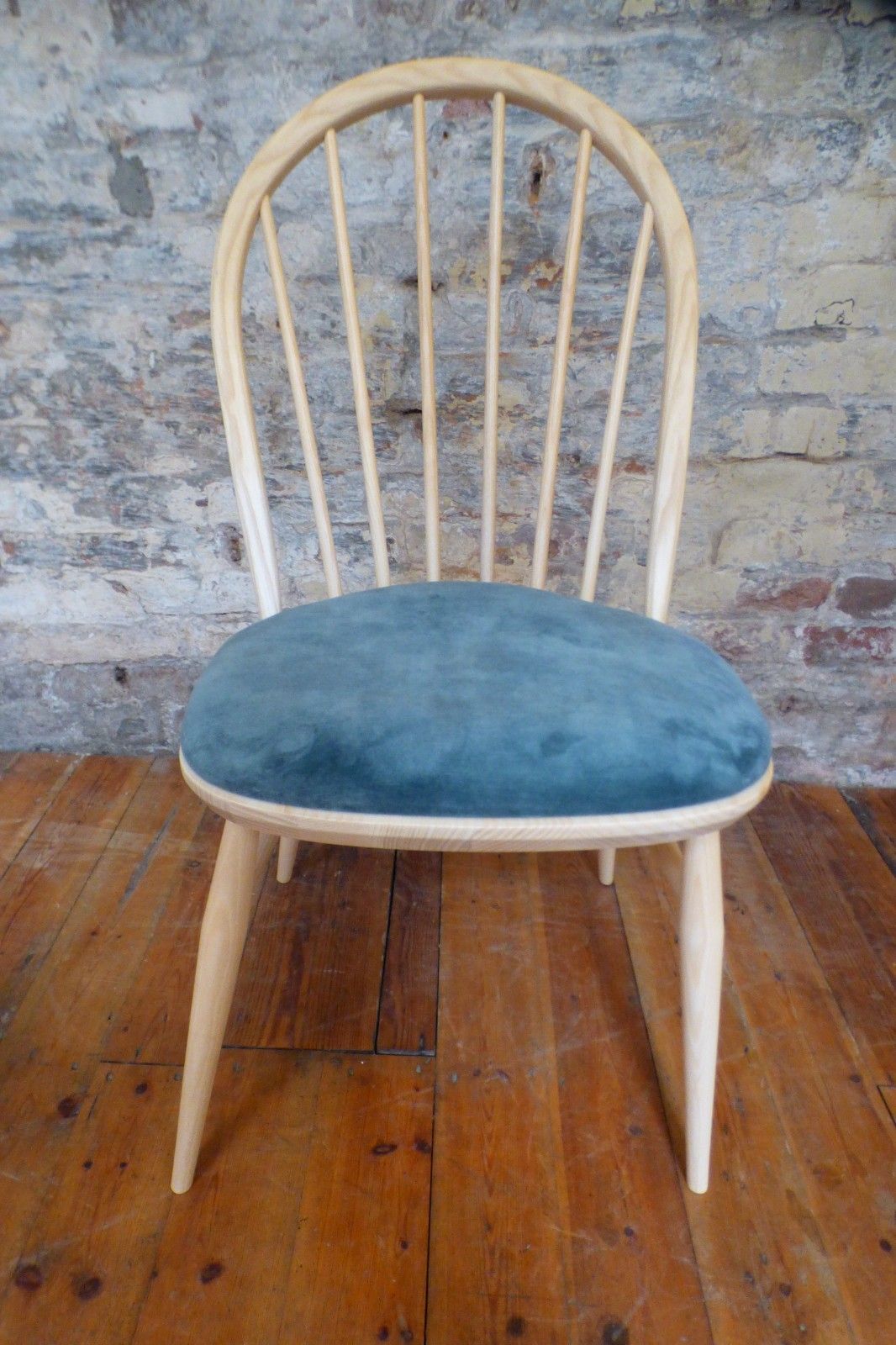photo buy Four Modern Upholstered Windsor Blonde Ash Ercol Dining Chairs Exc Uk Delivery