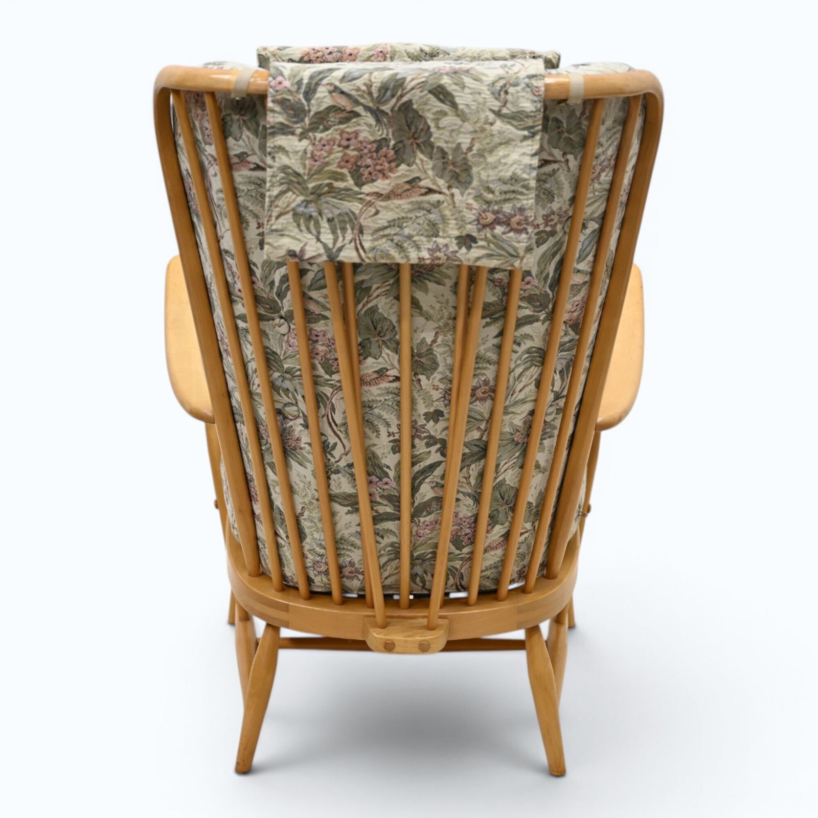 Ercol Evergreen Easy Chair Armchair Light Finish Model 478 Free Uk Delivery* photo 547.0