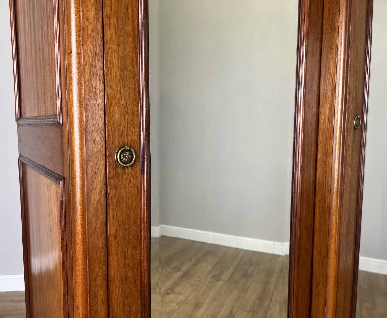 Wardrobe Antique French Mahogany Three Door Mirrored Carved Armoire Lot 6127 photo 1699.0