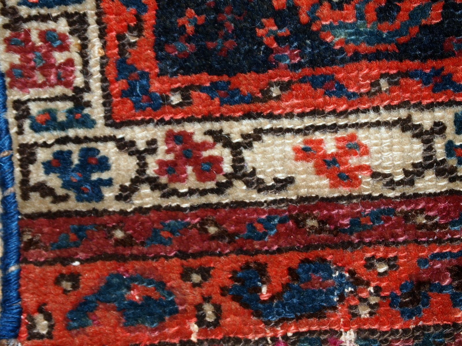 Tapis bag face d'époque, fait main, 37 cm x 46 cm, vers 1900 photo 235.0