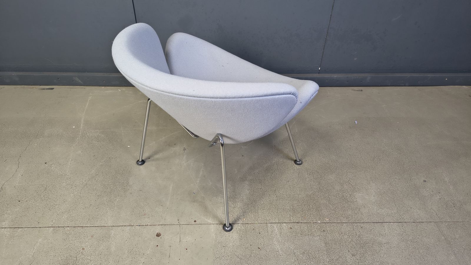 photo for sale Orange Slice Chair By Pierre Paulin For Artifort, 1980s