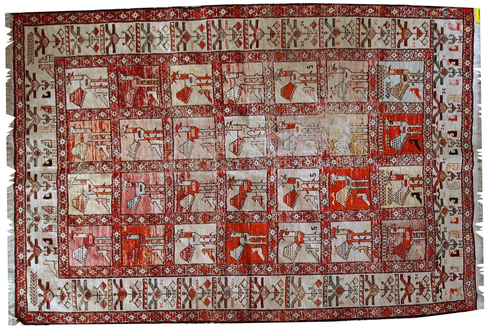 Handmade Vintage Sumak Silk Kilim Rug 125cm X 183cm, 1960s photo furniture