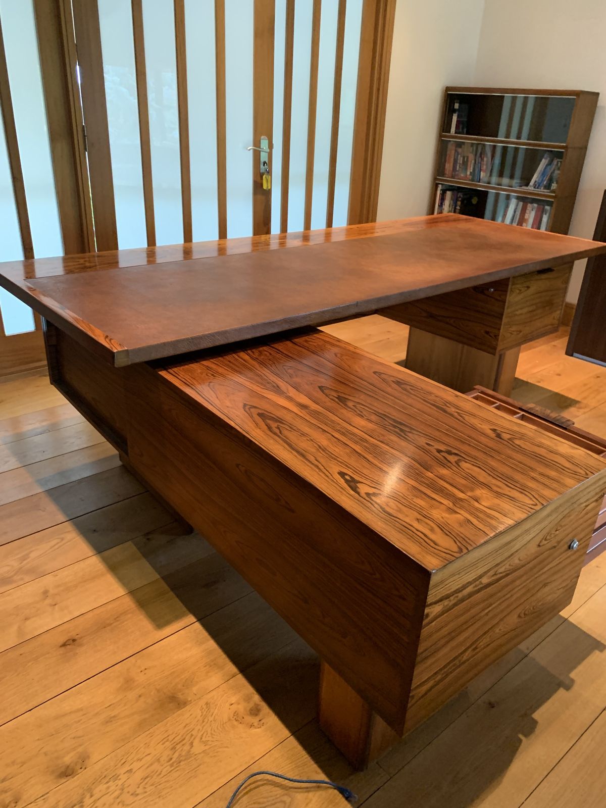 photo buy Gorgeous Mid Century Rosewood And Leather Desk Vgc