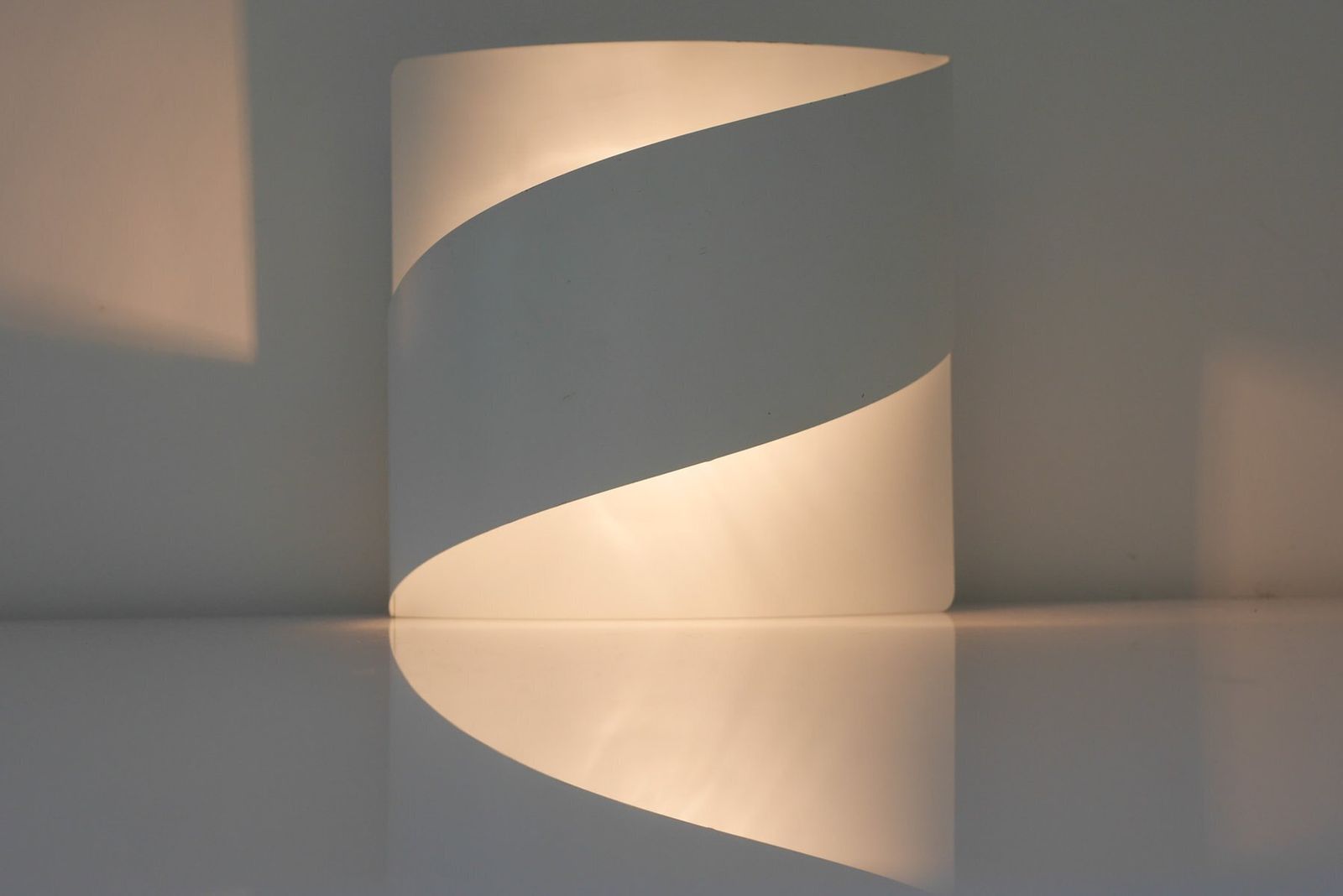 photo vinterior Band Wandlamp van Peter Celsing voor Falkenbergs Belysning, Zweden, jaren 1960