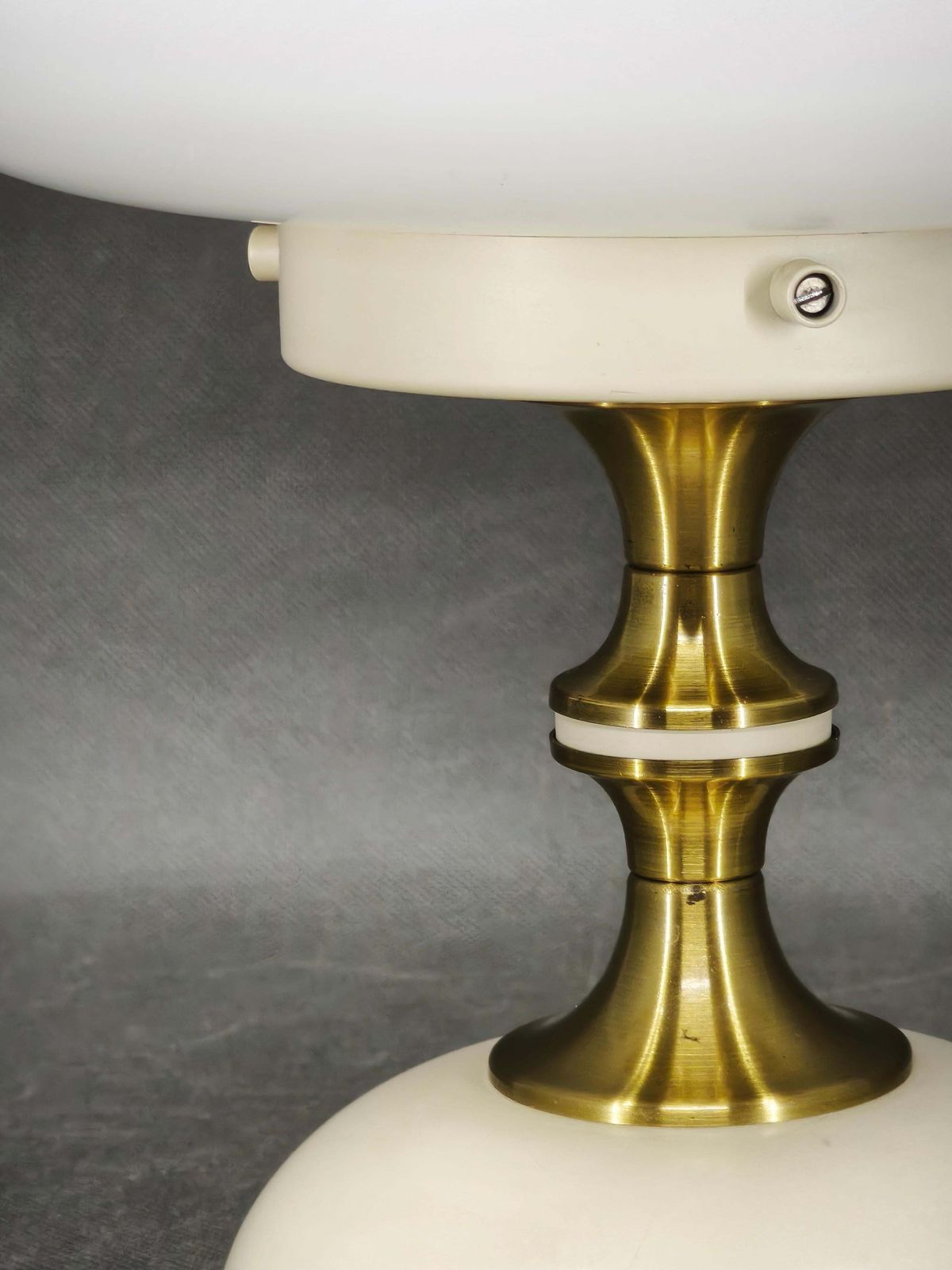 Napako Opaline Glass Table Lamp, Tsjecho-Slowakije, jaren 1970 photo buy