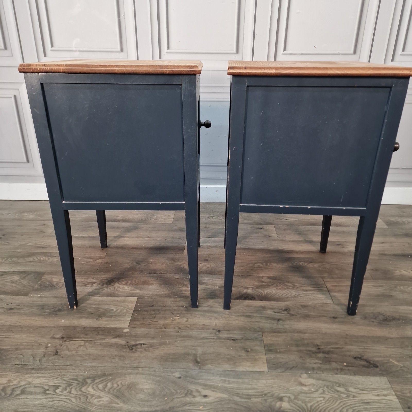 photo vinterior Vintage Pair Bedside Cabinets Painted Oak Top Wooden Nightstands Pot Cupboards
