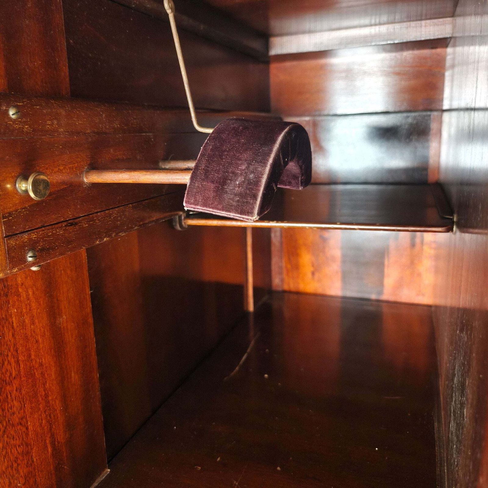 photo for sale Early 20th Century Innovation Ingenuities Ltd. Gentleman’s Wardrobe