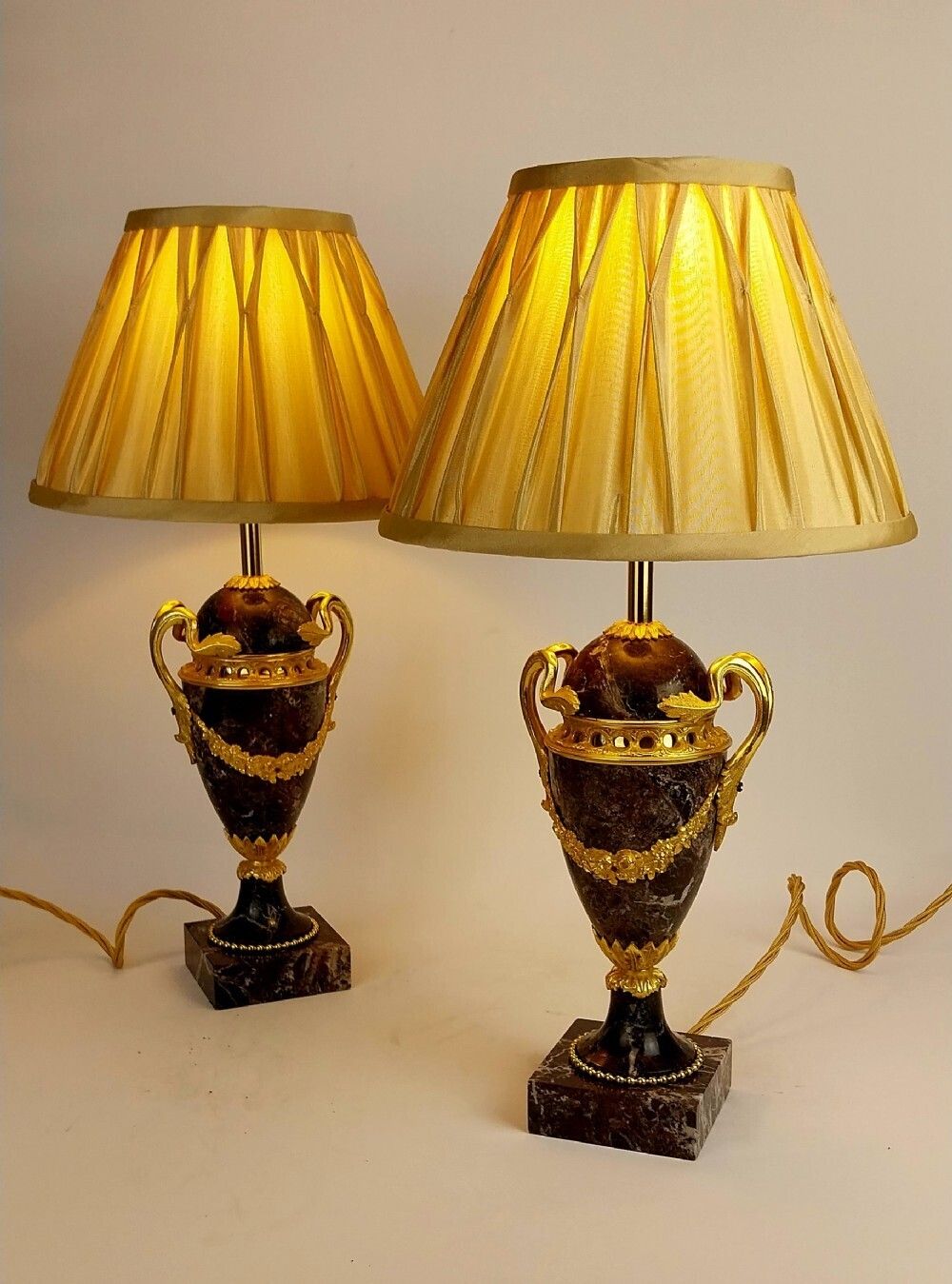 A Pair Of Late 19th Century Elegant French Marble Table Lamps With Gilt Bronze Mounts photo for sale