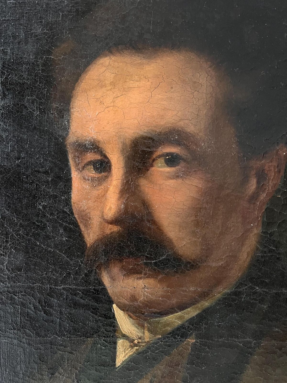 Frans antiek portret van een man, donker expressief olieverfschilderij op doek photo Kunst