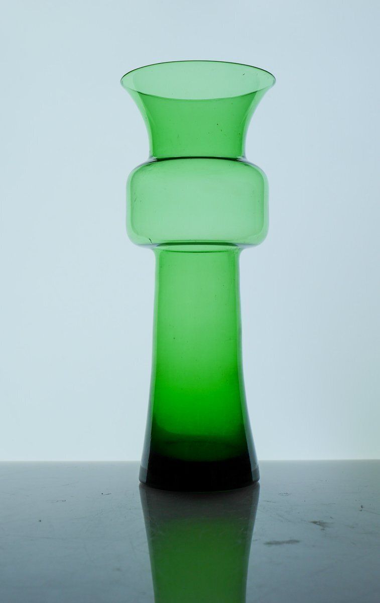 photo furniture Large Green Tang Li Vase By Morales Schildt For Kosta