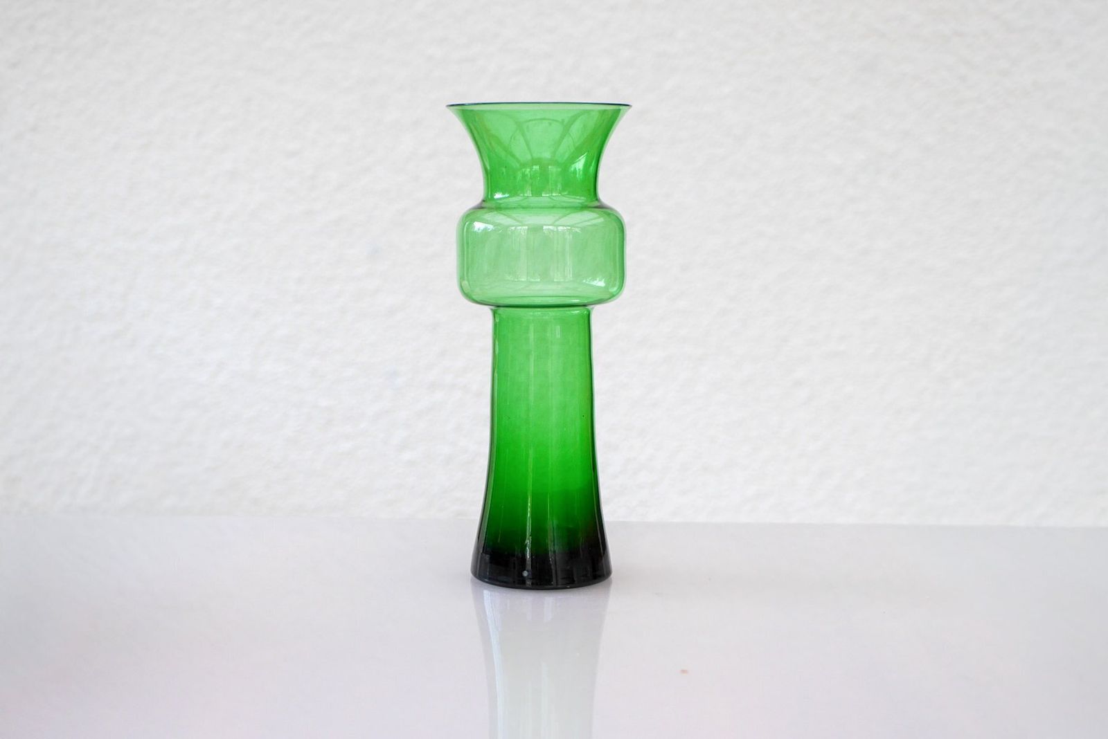 photo vinterior Large Green Tang Li Vase By Morales Schildt For Kosta