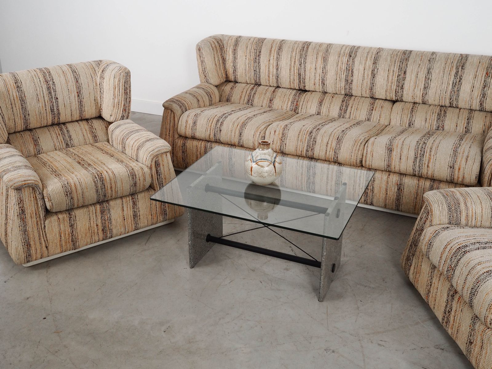 Lounge Chair, Italian Design, 1960s, Manufactured By Saporiti photo buy