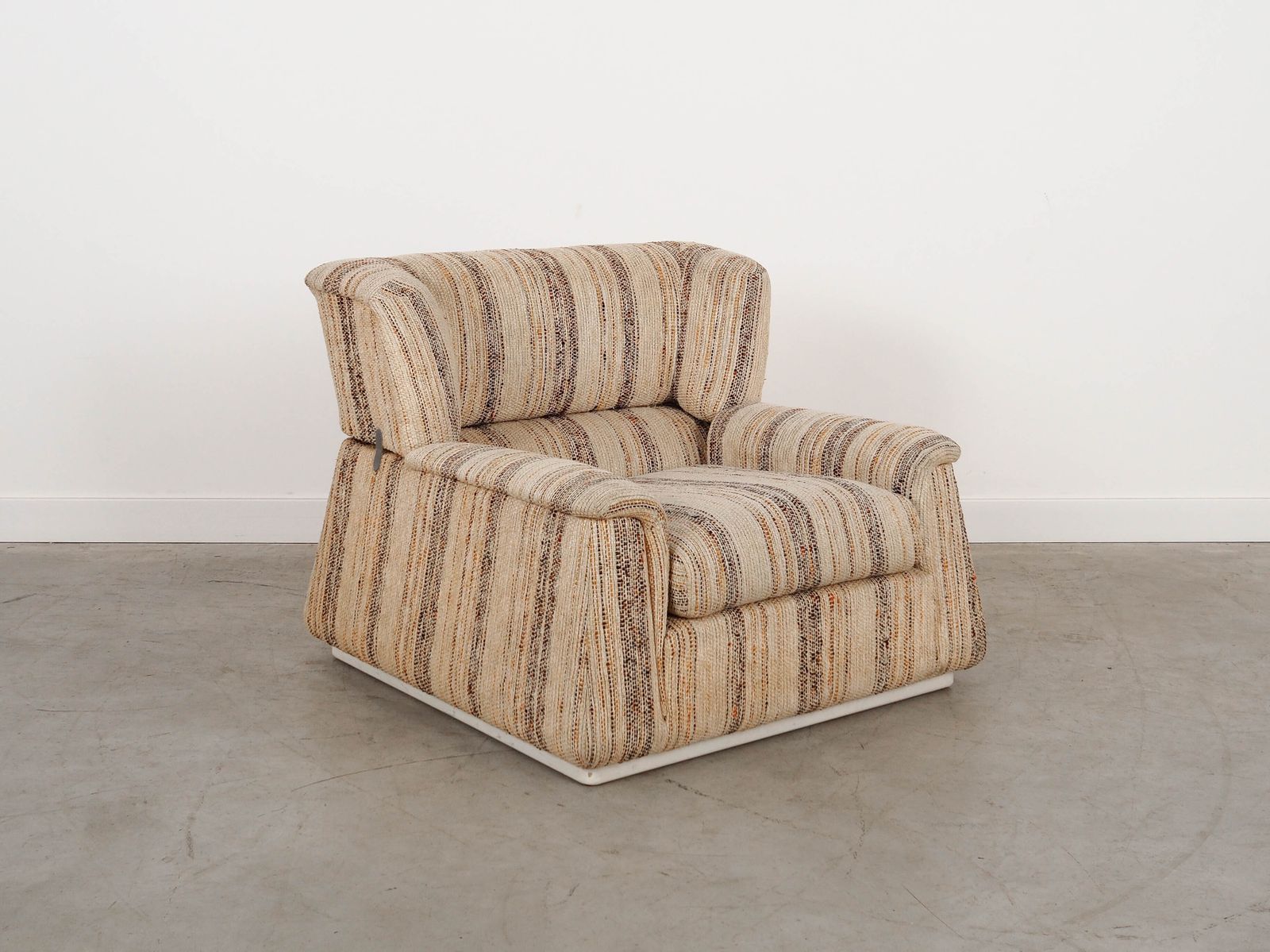 Meubels Lounge Chair, Italiaans design, jaren 1960, geproduceerd door Saporiti photo