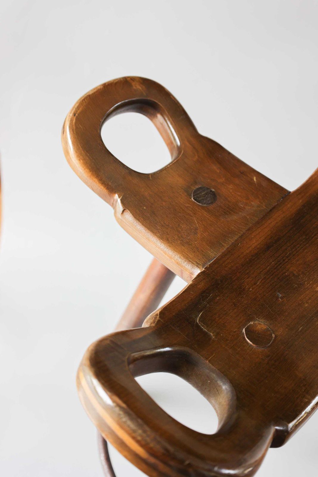 Tabouret de bar brutaliste espagnol en bois, années 1970 photo for sale