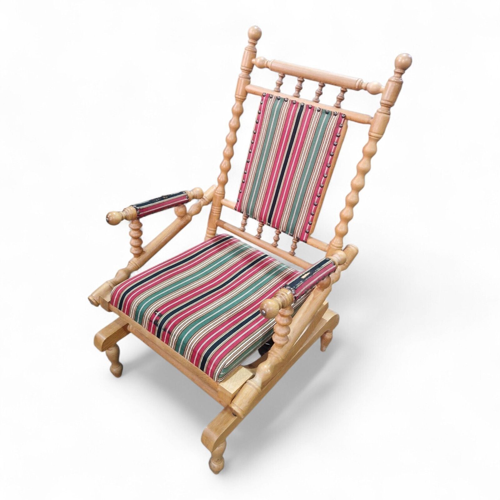 Antique Oak Rocking Chair Bobbin Turned Spindle Back Armchair Reading Chair photo buy