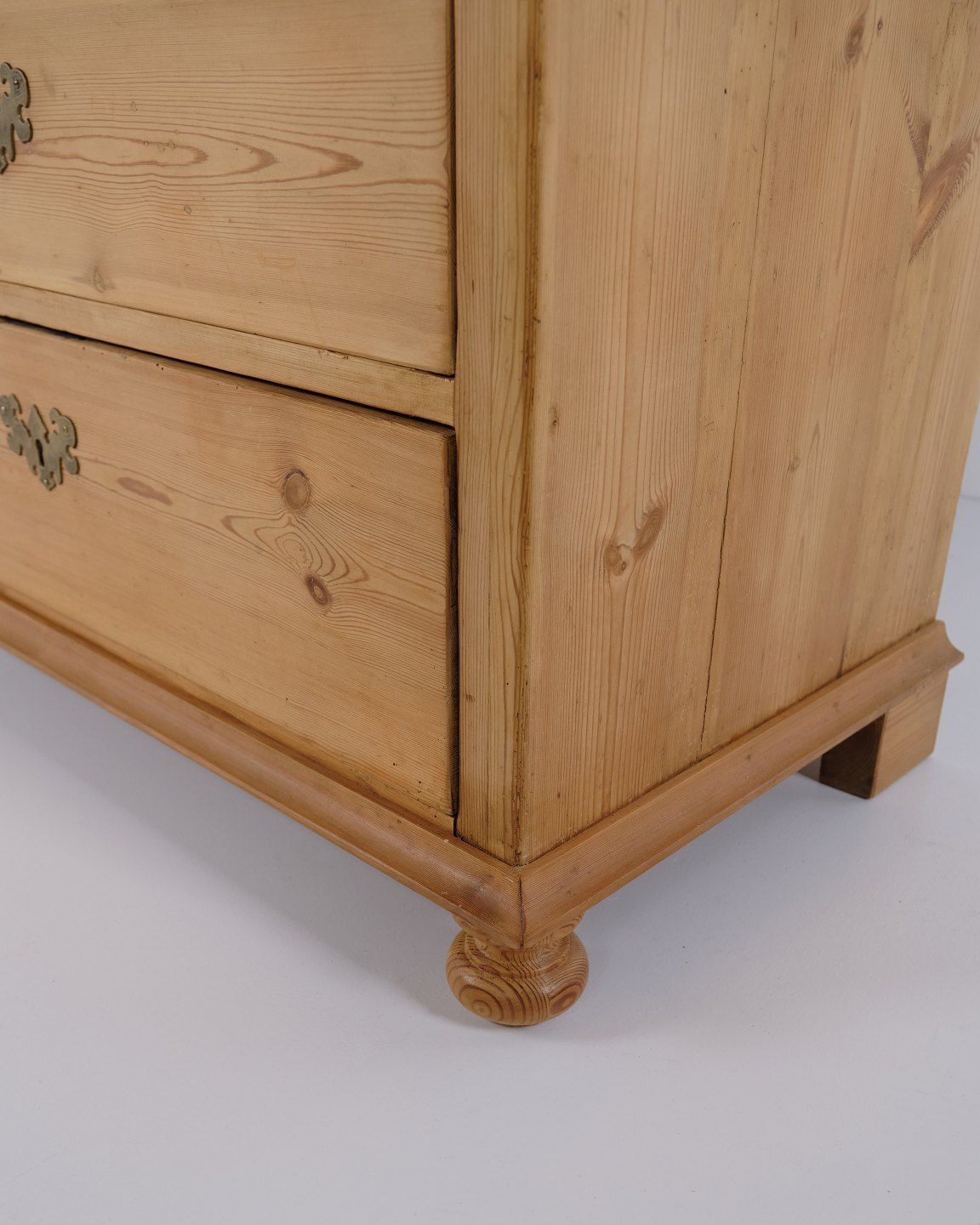 Chest Of Drawers In Solid Pine With 4 Drawers, 1920s photo vintage