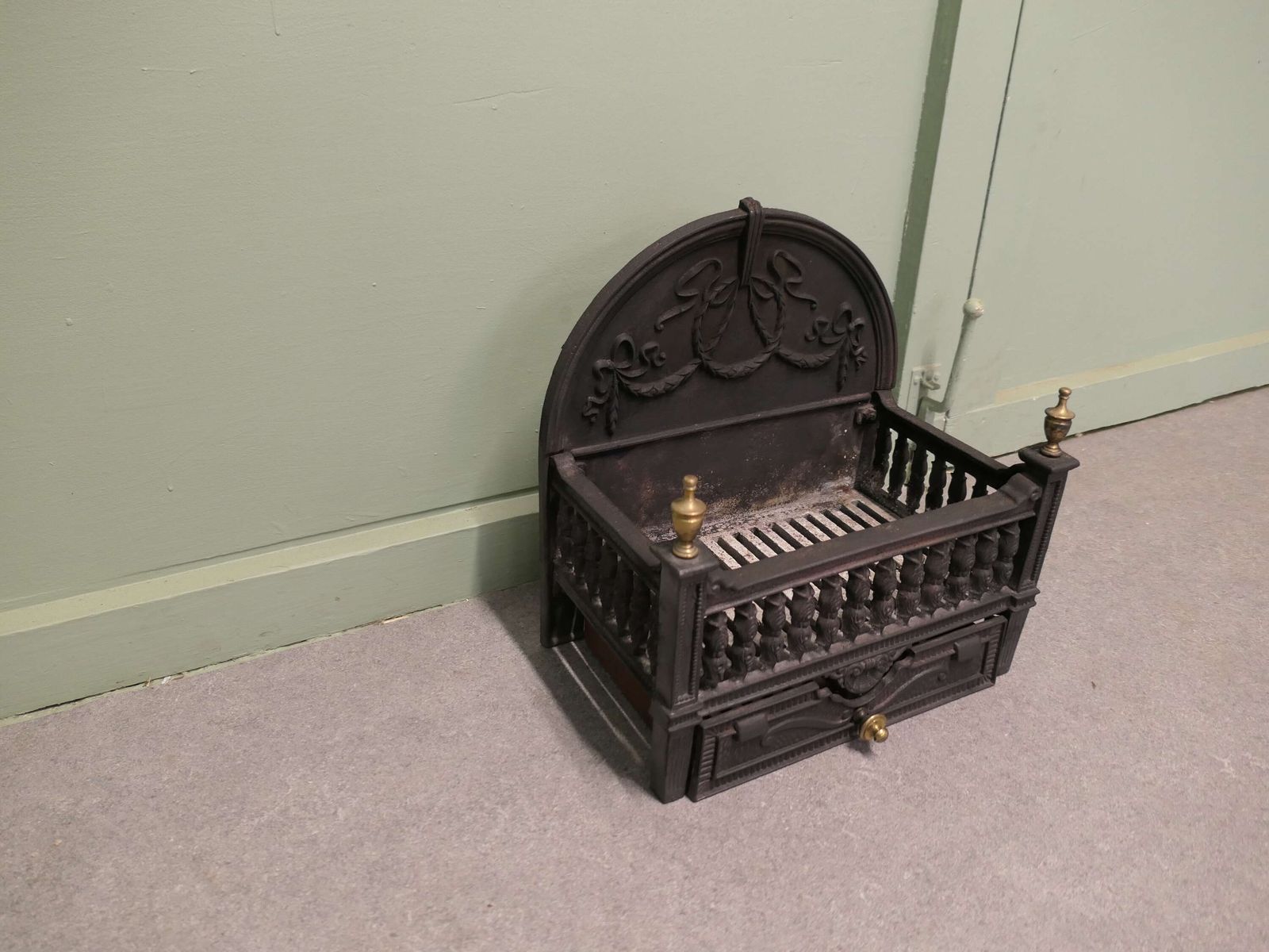 A Good Classical Iron Fire Grate With Ash Tray The Fire Has A Decorative Rounded Back photo for sale