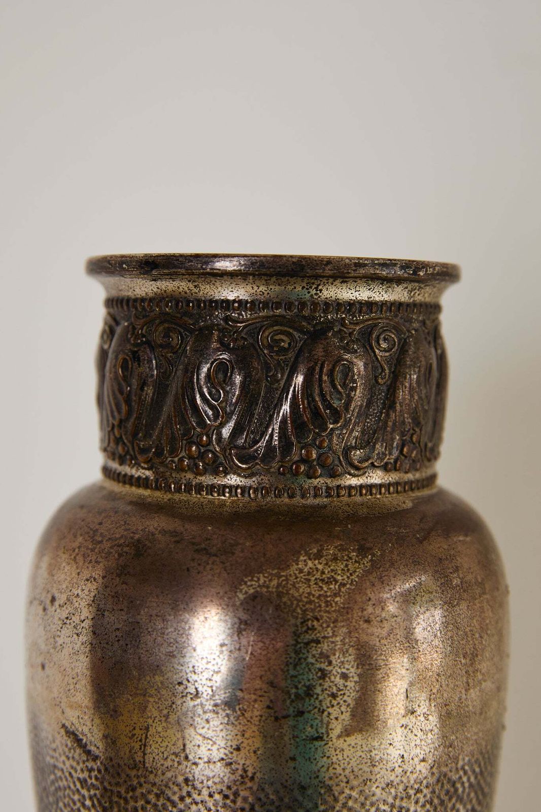 Art Deco Vase, 1920s photo vinterior