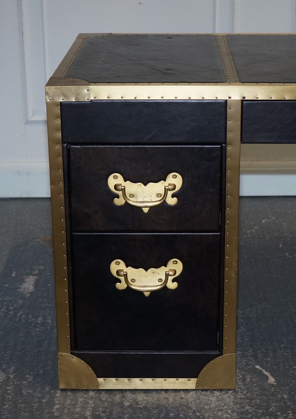 Timothy Oulton Cumberland Collection Aged Leather Desk Red Velvet Lining photo 4500.0