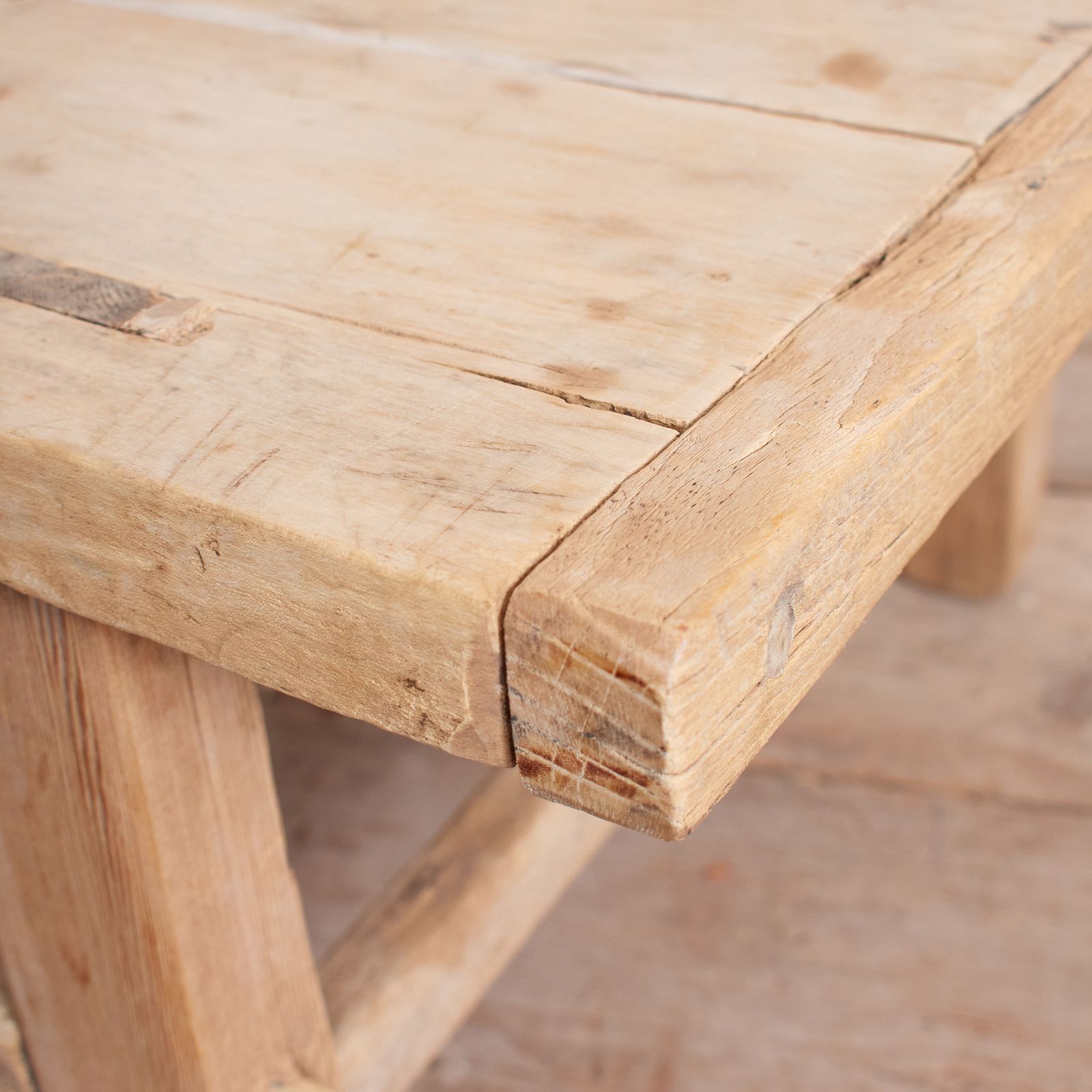 Antique Rustic Elm Coffee Table – Bb photo vinterior
