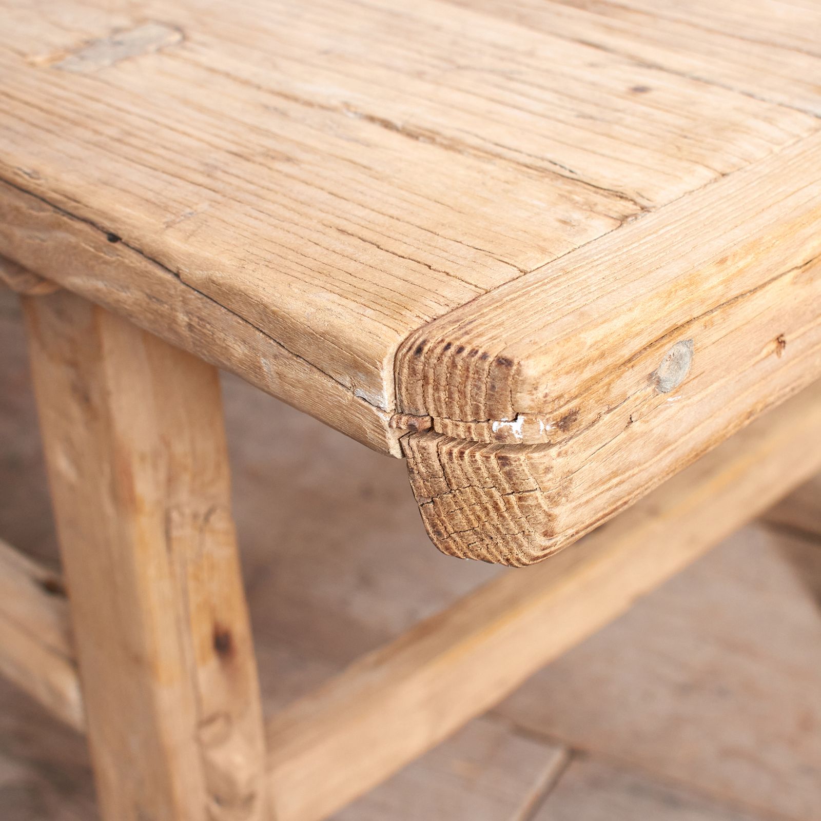 Antique Rustic Elm Coffee Table – Bc photo vinterior