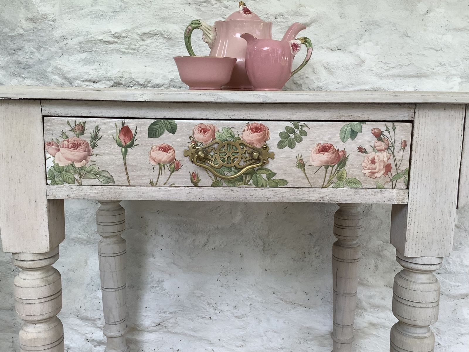 A Shabby Chic Desk. photo furniture