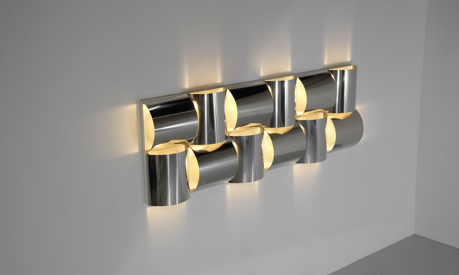 Wall Panel Light In Stainless Steel And Metal, Contemporary. photo vinterior