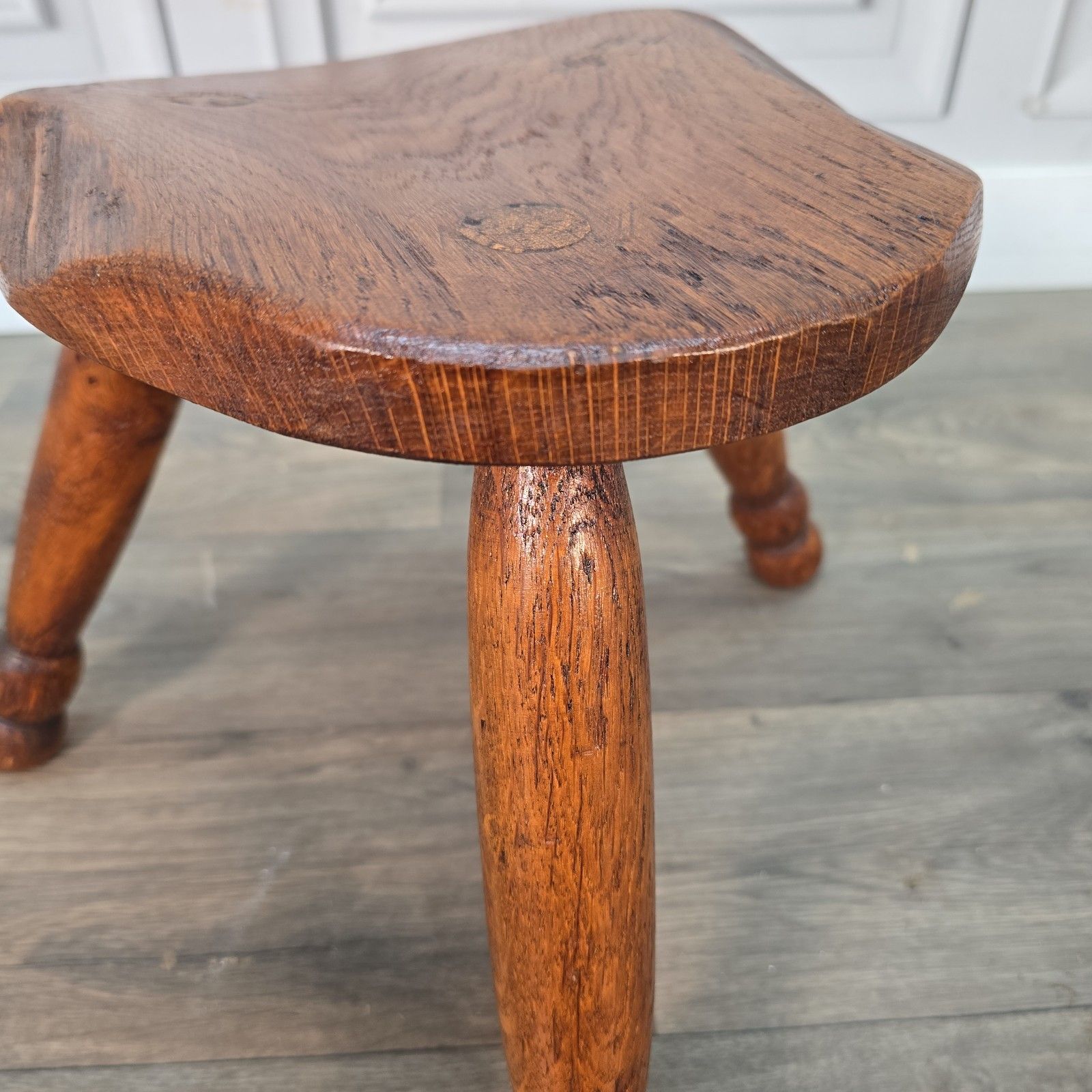 170.0 Antique Elm Milking Stool Wooden Rustic Country Farmhouse Three Leg Foot Stool photo