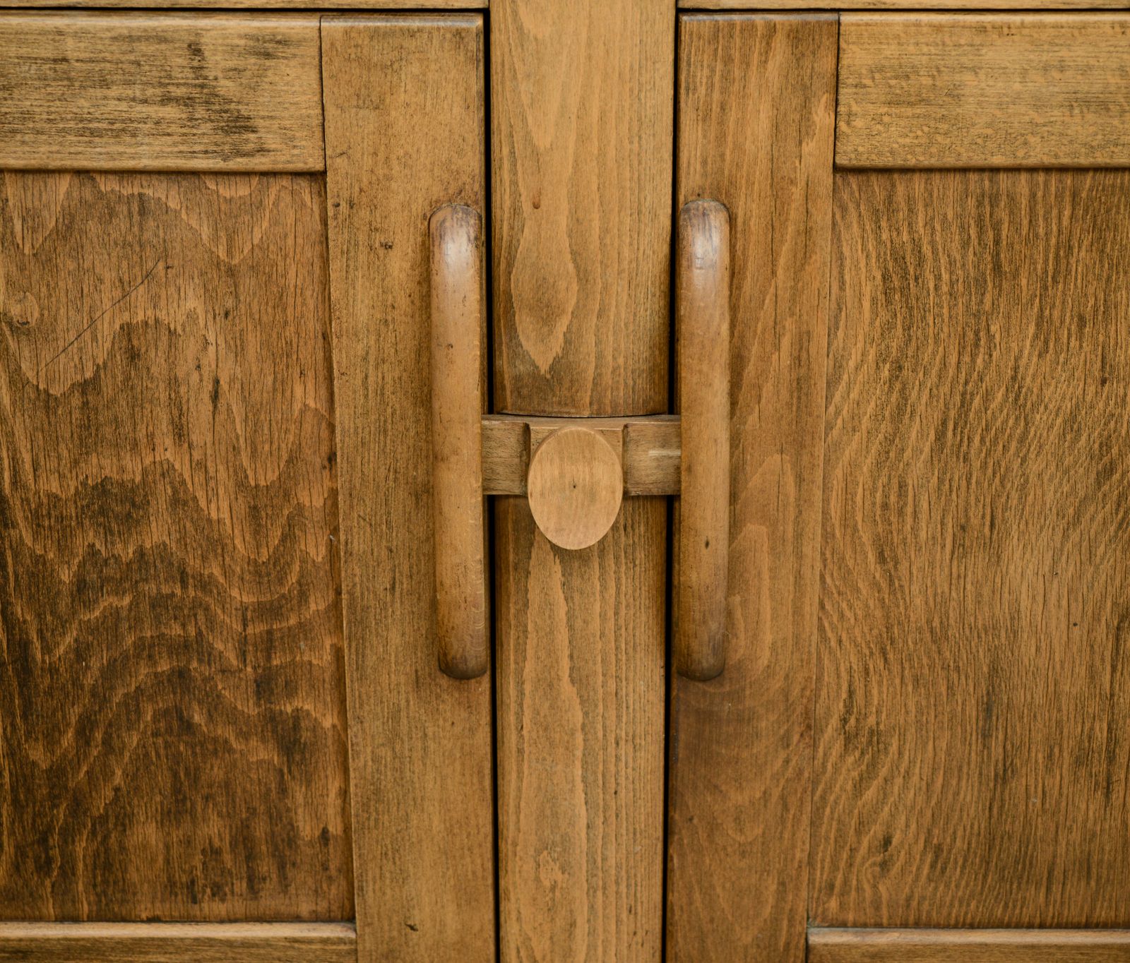 Ercol Elm Sideboard   Semi Restored   Mid Century photo vinterior